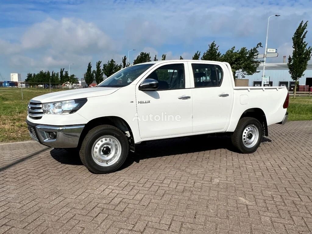 new Toyota HiLux - 10 UNITS - 2.4 D L Double Cab - EURO 2 - NEW!! Directly  pick-up