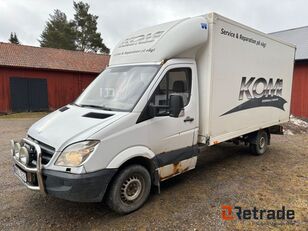 Mercedes-Benz Sprinter 318 CDI box truck