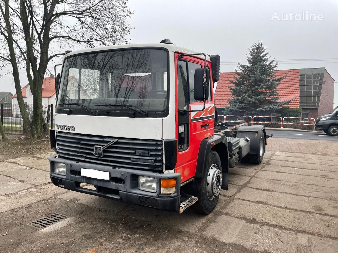 Volvo FL618 chassis truck