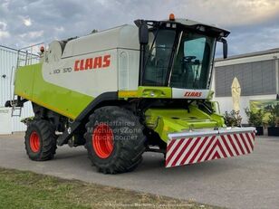 CLAAS Lexion 570 grain harvester