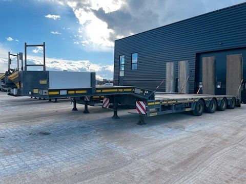 Faymonville Tiefbett /Radmulden low bed semi-trailer