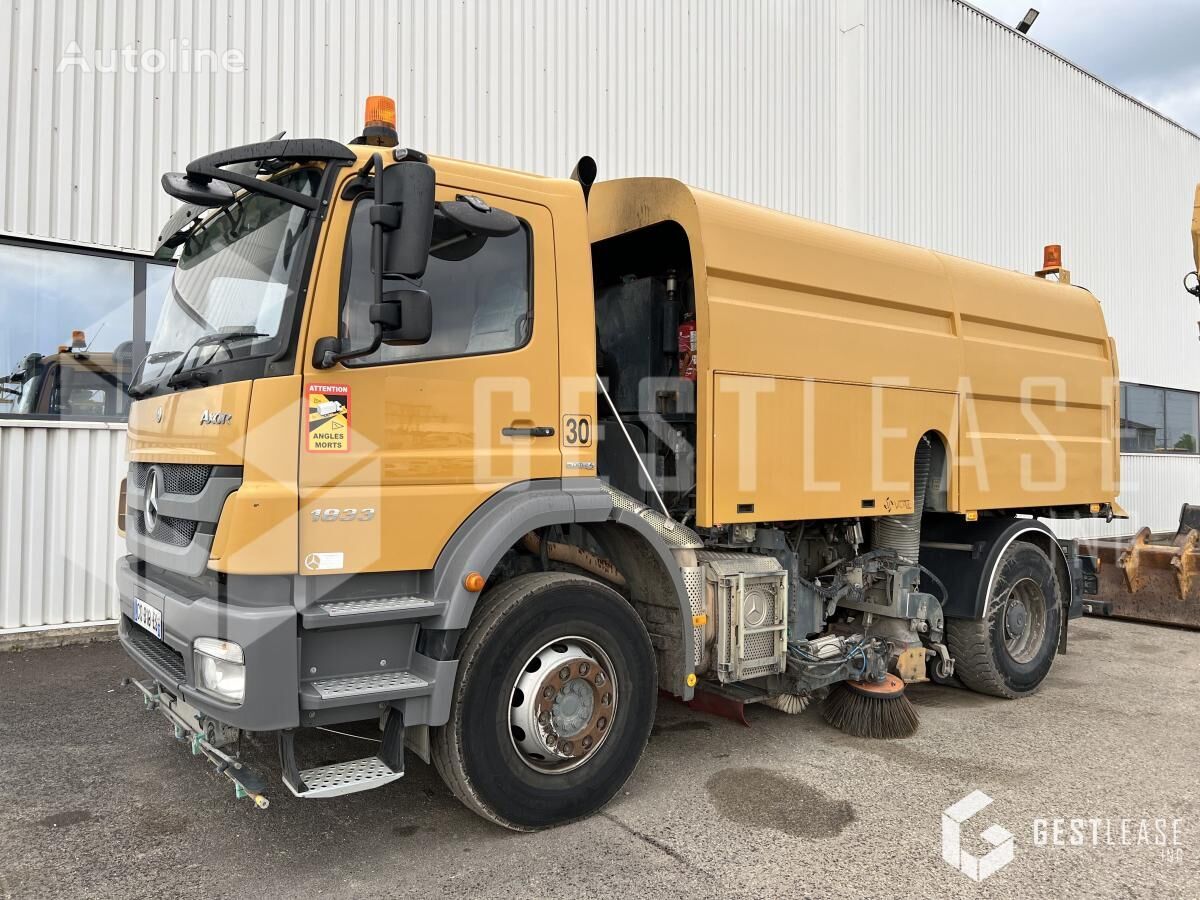 Mercedes-Benz AXOR 1833 road sweeper