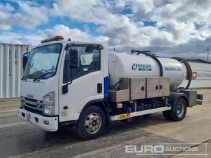 Isuzu vacuum truck