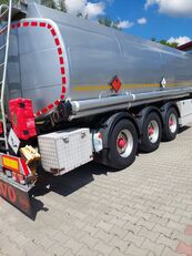 Dromech CNK fuel tank semi-trailer