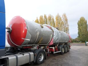 damaged Maisonneuve Non spécifié fuel tank semi-trailer