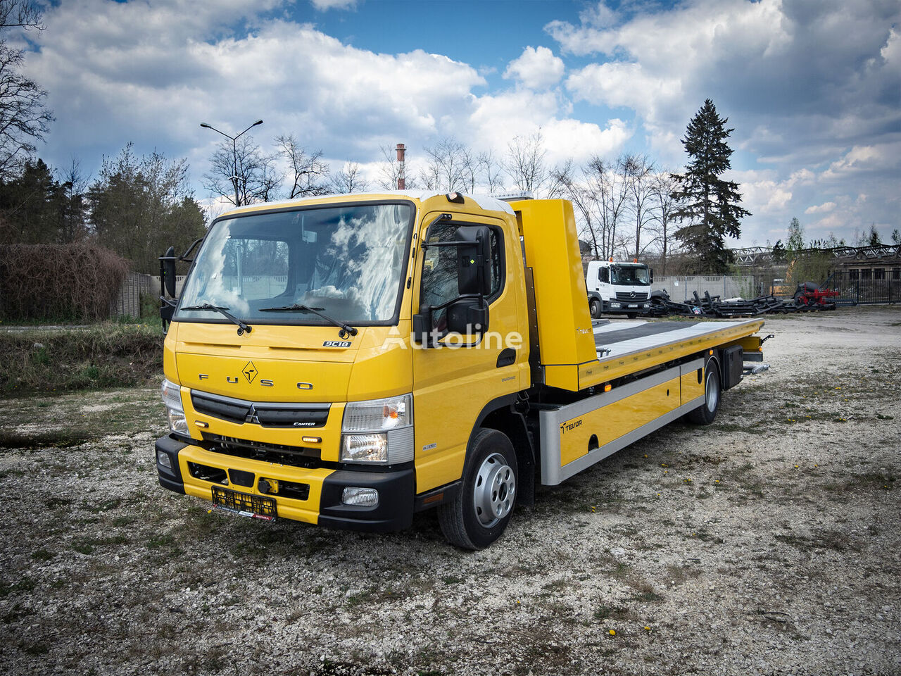 new Mitsubishi FUSO CANTER 9C18 tow truck