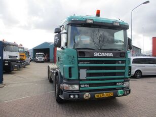 SCANIA 124 420 EURO 3 hook lift truck