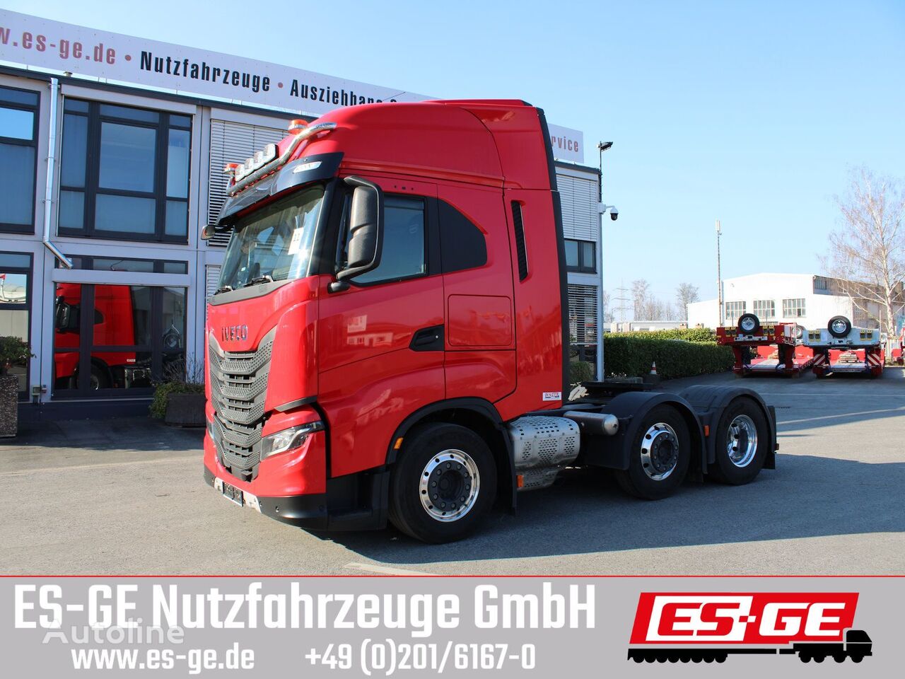 IVECO AS440S57TX/FP LT Lowliner truck tractor